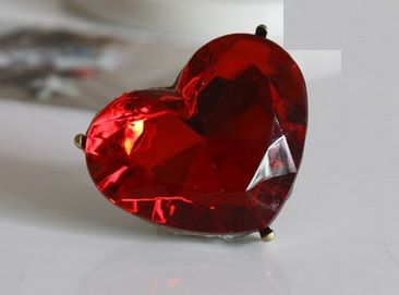 Anel Coração Gigante Vermelho Regulável